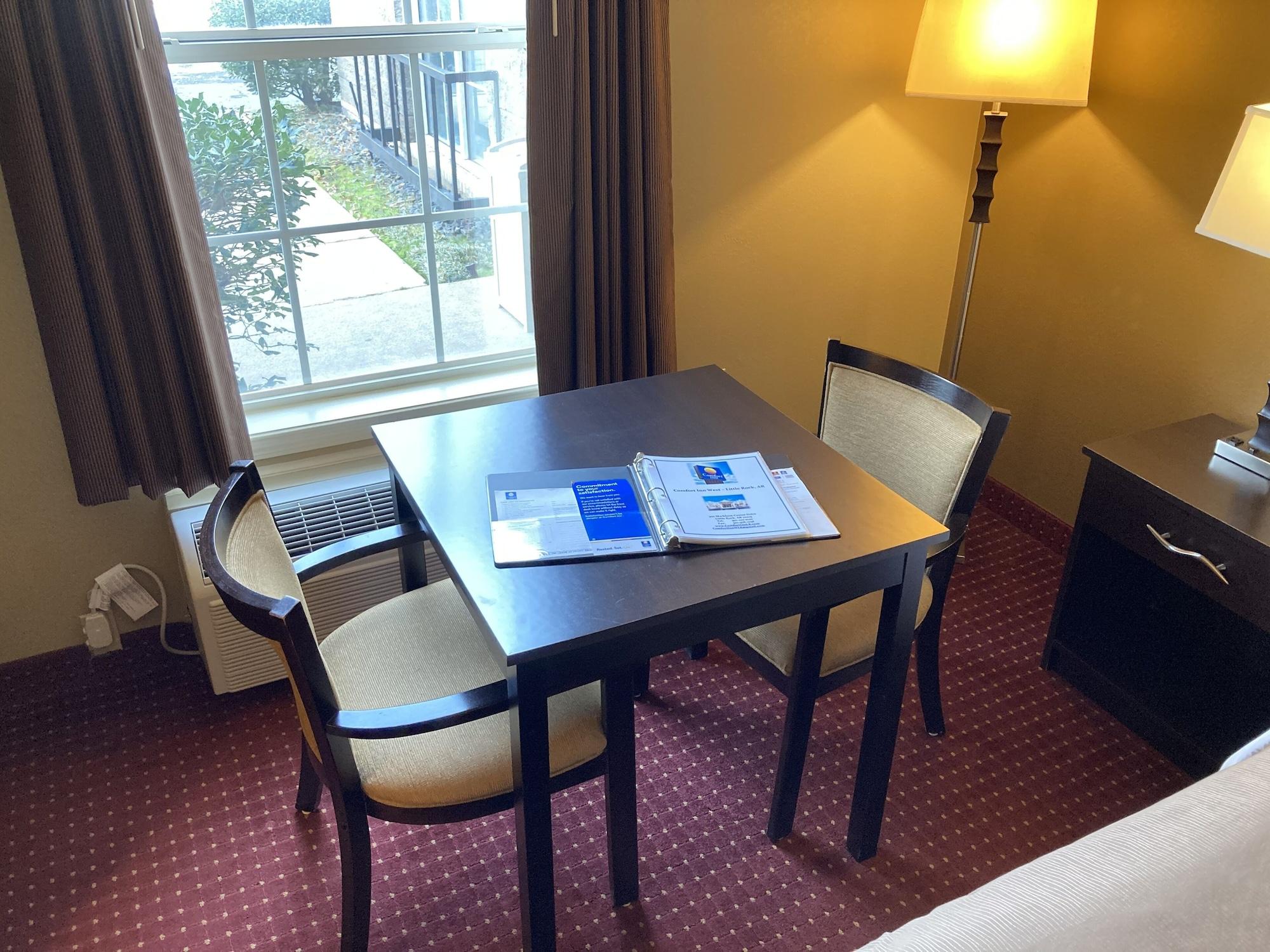 Quality Inn & Suites Little Rock West Екстер'єр фото