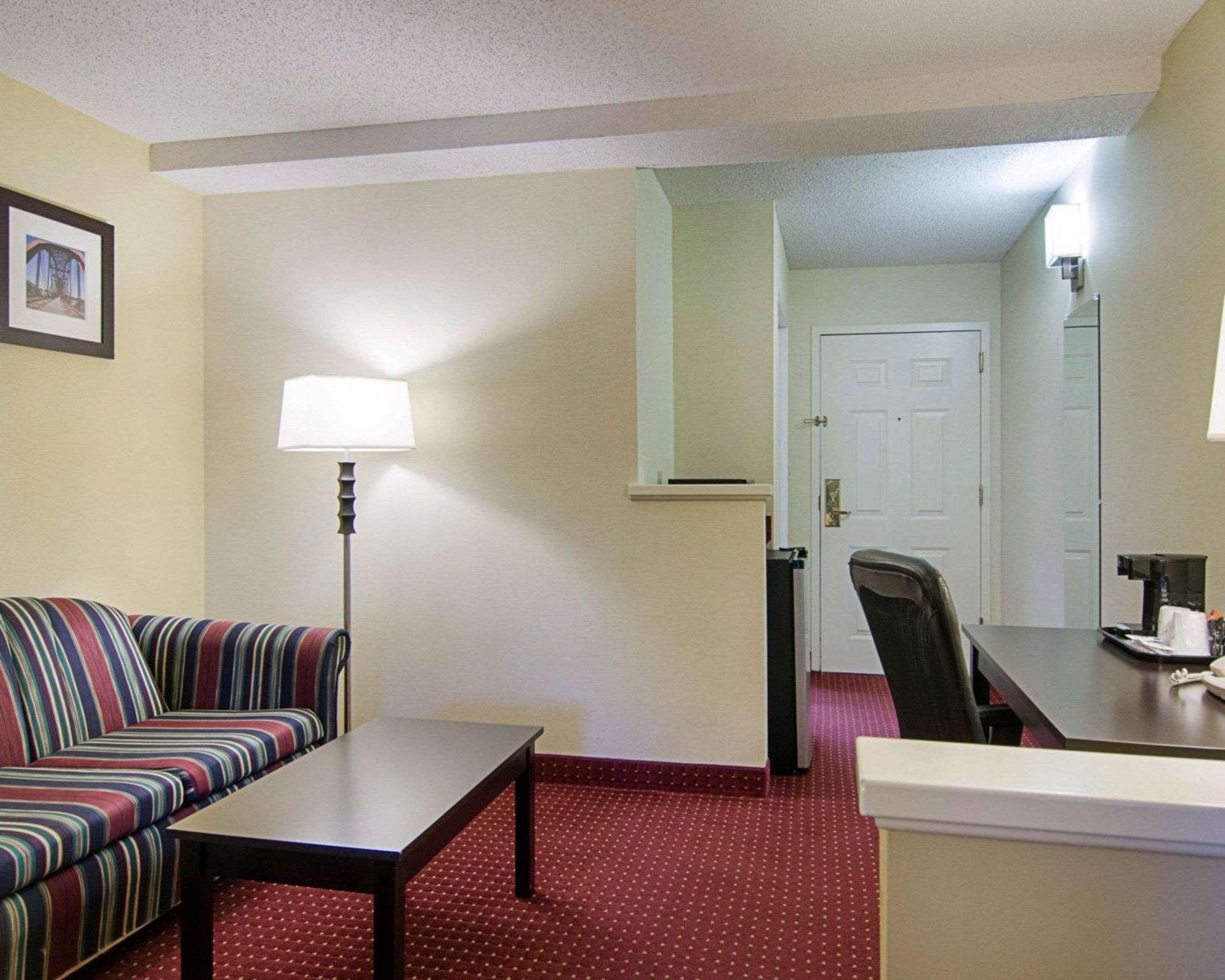 Quality Inn & Suites Little Rock West Екстер'єр фото