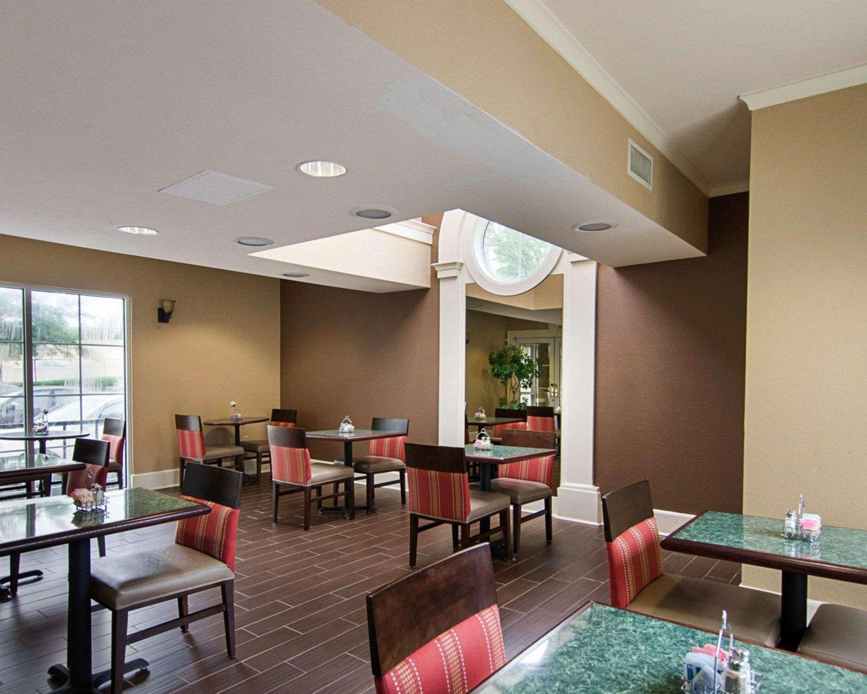 Quality Inn & Suites Little Rock West Екстер'єр фото