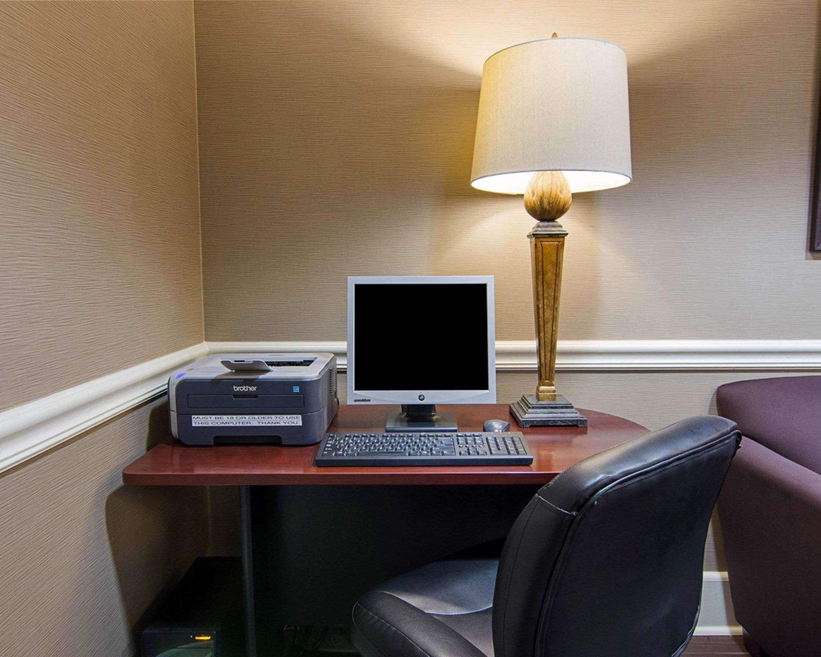 Quality Inn & Suites Little Rock West Екстер'єр фото